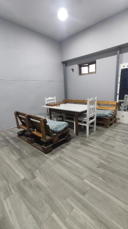Home Apartments 巴统 外观 照片